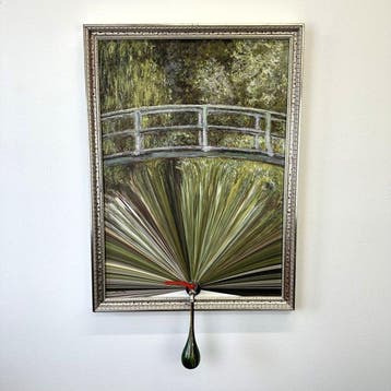 Santicri - Essence Monet, The Water-Lily Pond