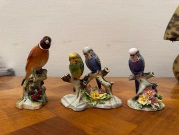 Royal Adderley - sculptuur, birds - 1 cm - Porselein