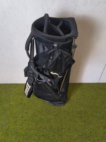 nike golftas carrybag (Bags), Ophalen of Verzenden, Zo goed als nieuw, Overige typen, Overige merken