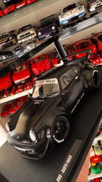 Solido 1:18 - Modelauto - Porsche 911 (964) RWB Rauh-Welt, Nieuw