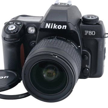 Nikon F80 + AF Zoom-Nikkor 28-80mm F3.3-5.6G Single lens, Nieuw