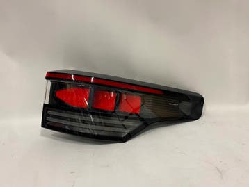 VW TAYRON 25- rechter achterlicht FULL LED IQ LIGHT Europa, Verzenden, Gebruikt