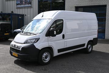 Fiat Ducato L2H2 2.2 MultiJet 140 pk 3.5t, Gebruikt, Euro 6, Wit, Lease