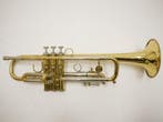 Gebruikte Trompet Holton Maynard Ferguson ST-302 gelakt, Ophalen of Verzenden, Gebruikt, Bes-trompet, Met koffer