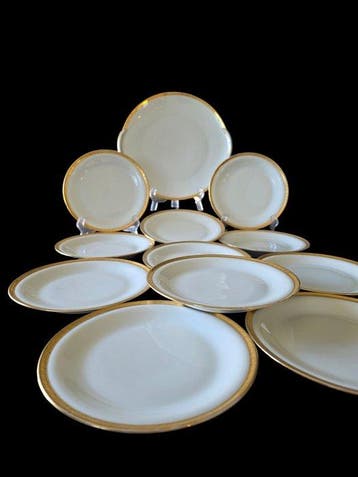 Ets Tiffonet & Cie - porcelaine française au chateau -