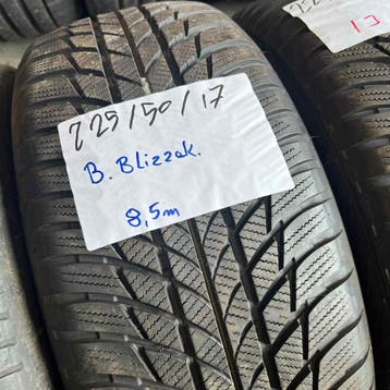 2 x Bridgestone Blizzak 225-50-17 Winterbanden 8,5mm, Gebruikt, 17 inch, Band(en), Personenwagen