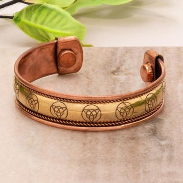 Koperen gezondheids-klemarmband triquetra met 2 magneten, Ophalen of Verzenden, Nieuw