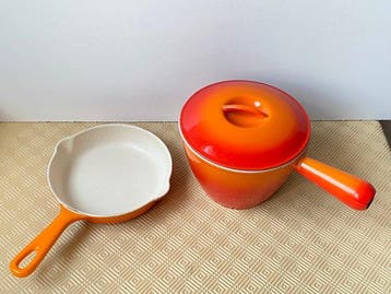 Le Creuset, LN16 - Ovenschaal (2) - Geëmailleerde fontein, Antiek en Kunst