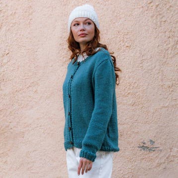 Breipatroon Damesvest met knoopsluiting van Katia Super Me, Ophalen of Verzenden, Nieuw