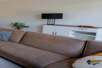 Appartement Voorschotenstraat in Tilburg, Tilburg, Noord-Brabant, Via bemiddelaar, Appartement