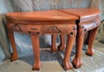 Kruk (2) - Hout - Bewerkte salontafel kruk, Antiek en Kunst, Curiosa en Brocante