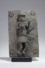 Een bronzen beeld. - Plaquette - Benin - Nigeria, Antiek en Kunst