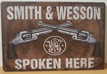 Smith & wesson spoken here reclamebord, Verzenden, Nieuw