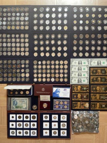 Wereld. Lot de 292 monnaies du Monde dont argent, Billets,