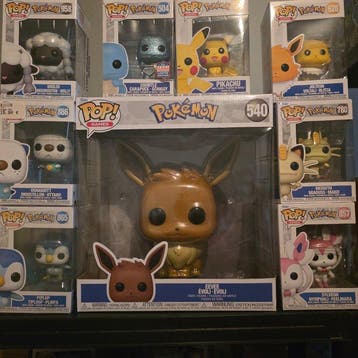 Funko - Funko Pop -Pokemon - Pikachu/ Eevee / Squirtle /