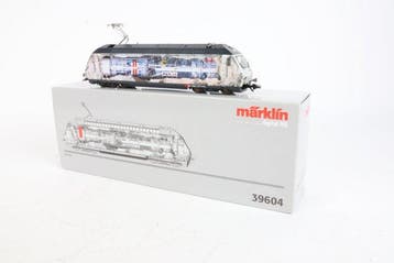 Märklin H0 - 39604 - Elektrische locomotief (1) - Re 460, Hobby en Vrije tijd, Nieuw