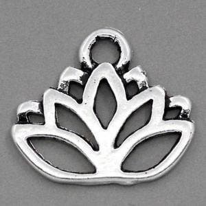 2 x Metalen bedel lotus bloem 15 x 17 x 1 mm – gat 3 mm, Ophalen of Verzenden, Nieuw, Bedel