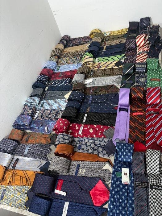 Themacollectie - Stropdassen - GIVENCHY, KENZO, CALVIN, Antiek en Kunst, Antiek | Speelgoed