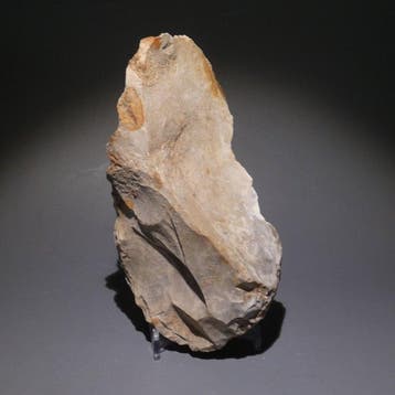 Michelsberg, Neolithisch Grote vuursteen, 14 cm lang. Mes -