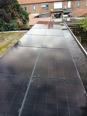 ClickSysteem JEKA; Betonsteun Plat Dak Zonnepanelen  Jinko, Ophalen, Nieuw, Compleet systeem, 200 wattpiek of meer