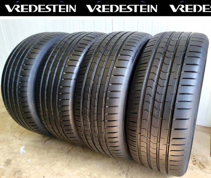 4x 225 55 R17 XL VREDESTEIN 7 a 7.5 en 6mm €75 P.S GEMONT, Auto-onderdelen, Banden en Velgen, 17 inch, Zomerbanden, 225 mm, Terreinwagen