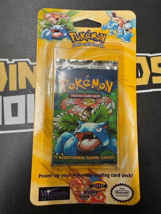 Pokémon - 1 Booster pack - Pokemon Base Set BLISTER Booster, Hobby en Vrije tijd, Verzamelkaartspellen | Pokémon