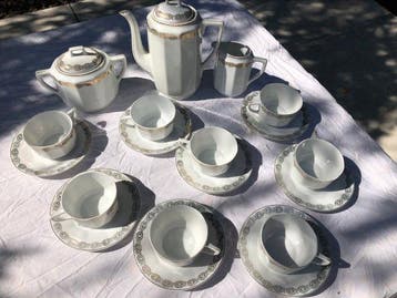 Porcelaine de Limoges - Theeservies (18) - Porselein - Set