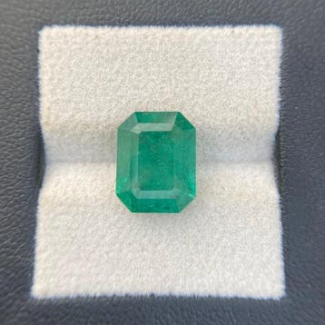 Zonder minimumprijs - 1 pcs Groen Smaragd - 4.91 ct - Lotus, Nieuw