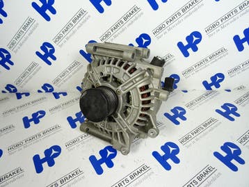 Dynamo A 013 154 0002 - 200A o.a: S-klasse w220, Ophalen of Verzenden, Gebruikt, Mercedes-Benz