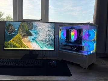 White Game Pc | Ryzen 5 X3D | Rtx 3070 | 16Gb | 512Gb, Virtual Reality, Nieuw, Ophalen of Verzenden, SSD