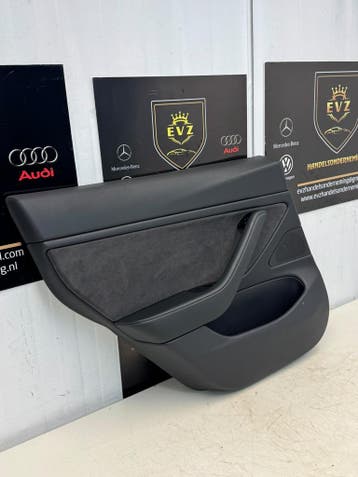 Portier bekleding 4-deurs links achter Tesla Model 3 bj.2019, Gebruikt