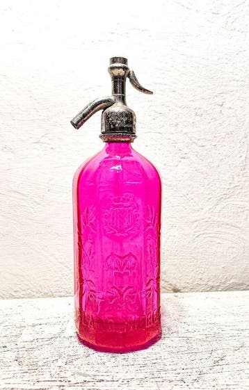 Sifon - Modernistische fles uitgehouwen