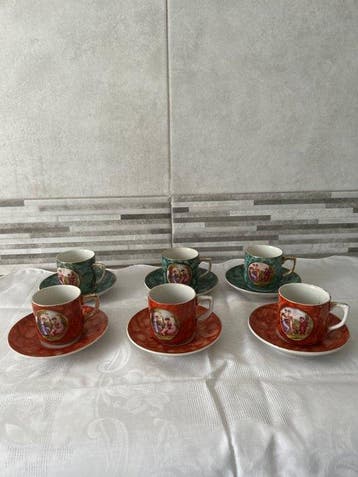 Beker (12) - Porselein - Antieke set van 6 espressokopjes
