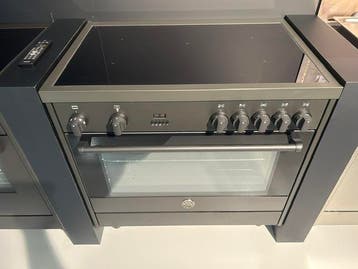 Bertazzoni MPL95IETNV Inductie Fornuis 90 cm, Showroommodel, Ophalen, 60 cm of meer, Nieuw, Energieklasse A of zuiniger