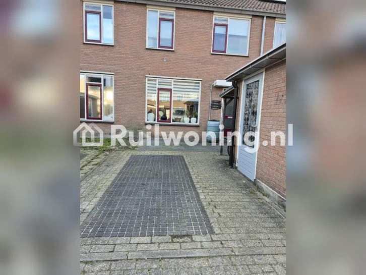 Woning met 3slk en tuin en eigen oprit. (Grootebroek), Huizen en Kamers, Woningruil