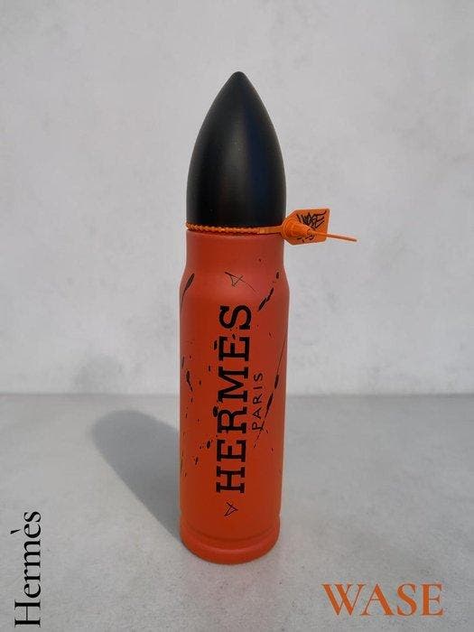 WASE - Speelgoed figuur ORANGE AND BLACK HERMES CUSTOM -, Antiek en Kunst, Kunst | Designobjecten