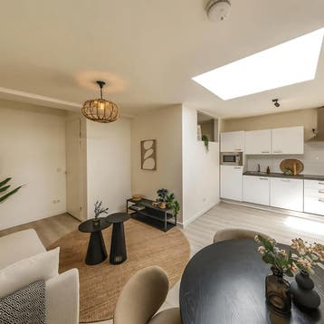Appartement in Roermond gevonden voor €2150,- pm, Huizen en Kamers, Huizen te huur, Roermond, Direct bij eigenaar, Limburg, Appartement