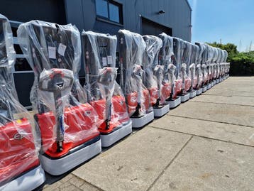 Nieuw elektrische stapelaar 1500kilo 2.7m tot 4.1m  €2395,-, Stapelaar, EP , Ophalen of Verzenden, 1000 tot 2000 kg