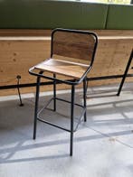 Set van 3 barkrukken,  zwart met houten zitting en, Ophalen of Verzenden, Gebruikt