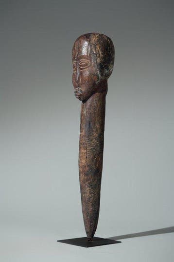 Een houten beeld - Lobi - Burkina Faso (Zonder minimumprijs)