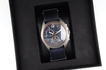Hamilton - Khaki Aviation Pilot Pioneer Chrono Quartz -, Nieuw