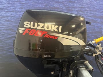 Suzuki 9.9 pk | Nieuwstaat | Elektrische start, Watersport en Boten, 5 tot 10 pk, Viertaktmotor, Ophalen of Verzenden, Zo goed als nieuw