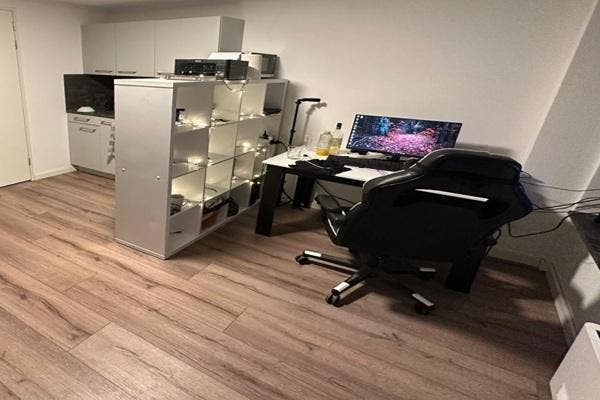 Studio Poirtersstraat in Tilburg, Huizen en Kamers, Kamers te huur, 20 tot 35 m², Tilburg