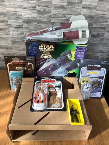 Collectie van memorabilia - A- Wing Fighter en DRIE ANDERE -, Nieuw