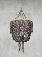 NO RESERVE PRICE - SL19 - Stunning Shell Chandelier -