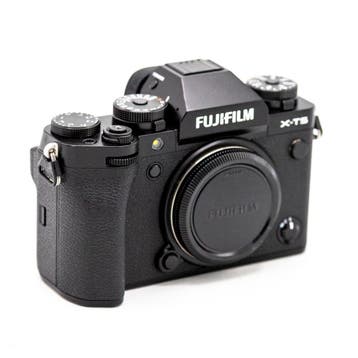 Fuji X-T5 (2.300 clicks) (occ_6500), Ophalen of Verzenden, Gebruikt, Systeemcamera