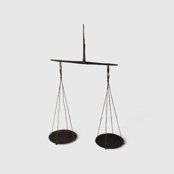 Werkgereedschap - Burmeense messing weegschalen, Antiek en Kunst