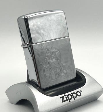 Zippo, No Reserve Price - Cycling Sport Laser Desing - High, Nieuw