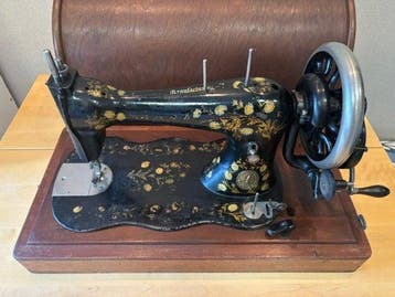 Singer 1893 – Model Improved Family Naaimachine -