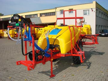 Kraffter Getrokken veldspuit 12-1600